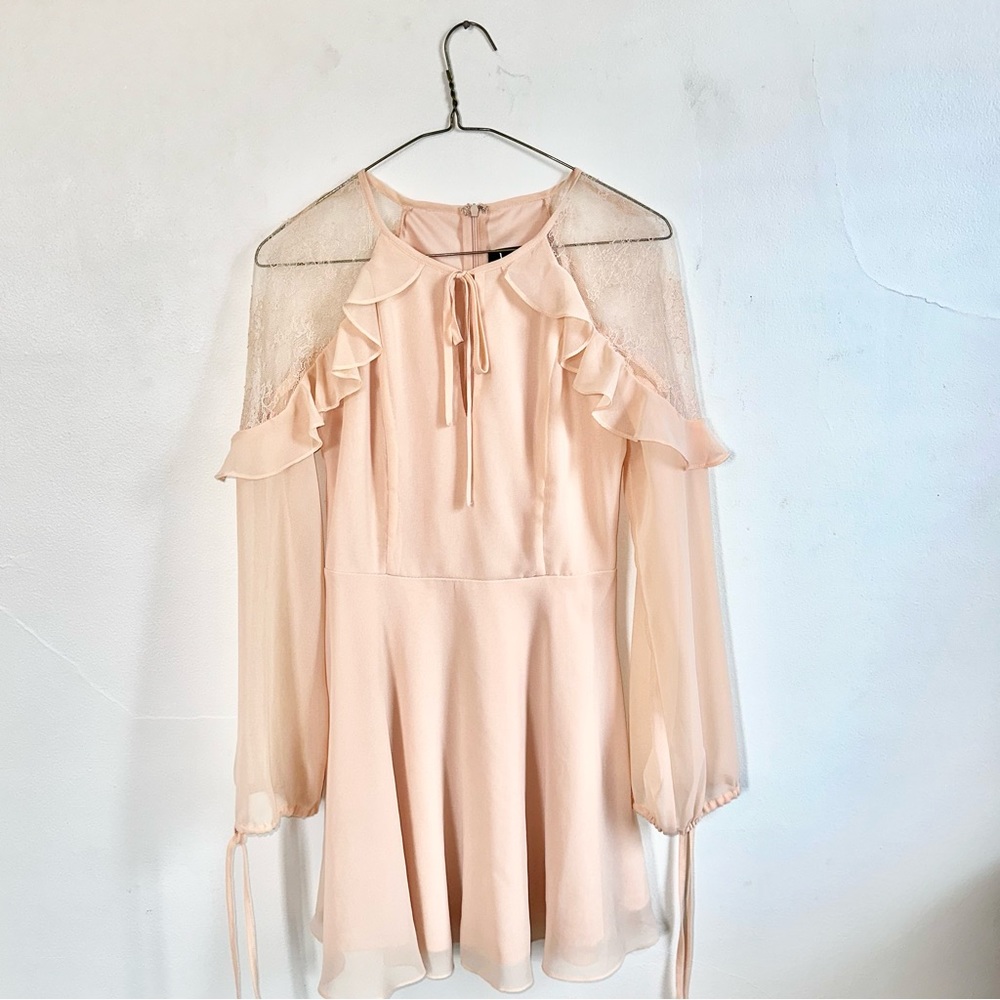 Lulu’s XS Long sleeve blush pink mini dress homecoming semi-formal